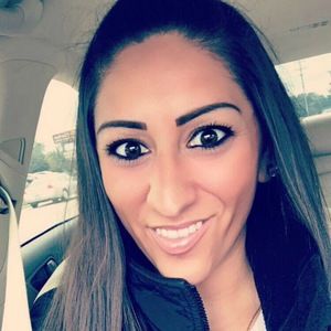 Meet your Posher, Adriana